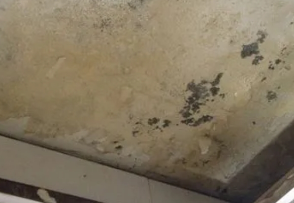 石门阳台漏水维修公司分享下石门卫生间渗水维修需要注意哪些问题。